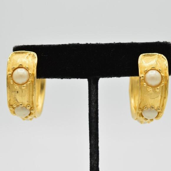 Givenchy Vintage Clip On Earrings Brushed Gold Pearl Chunky Hoop Signed 80s BinC - Picture 1 of 9